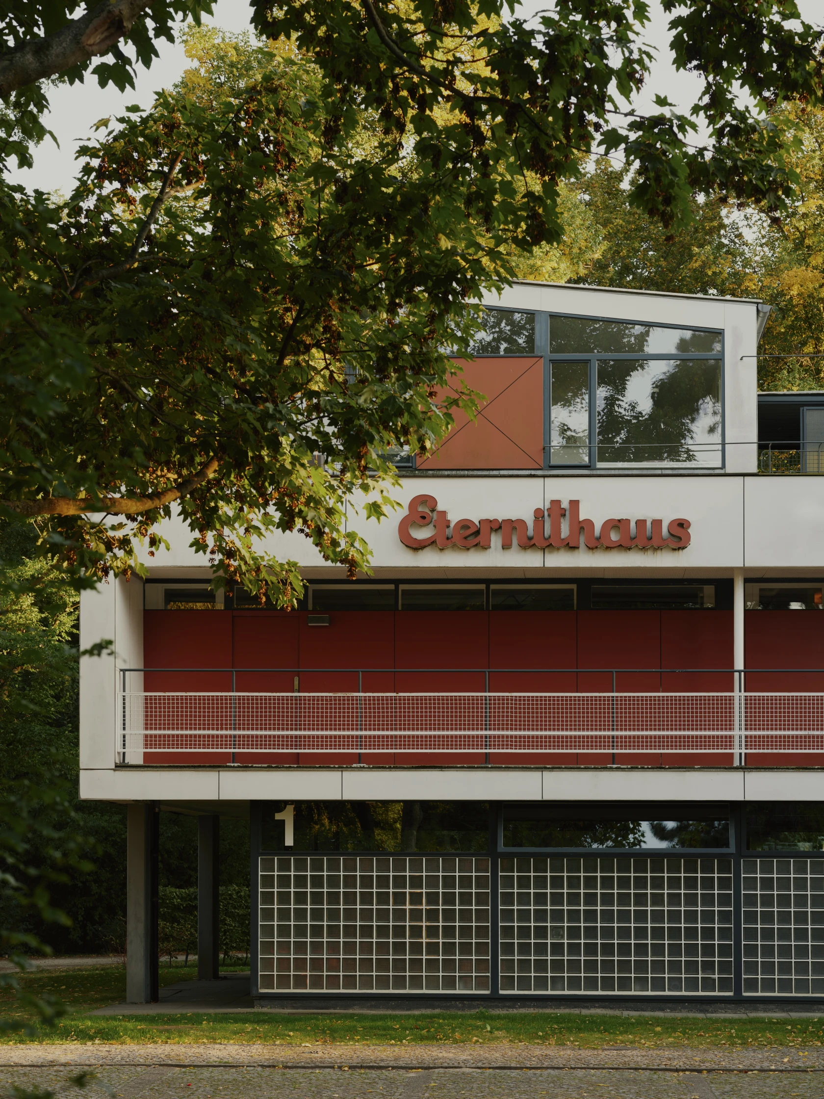 eternithaus_foto-robert-rieger.jpg
